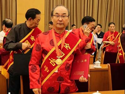 全国名中医南征：医患共守“一则八法”-医路上