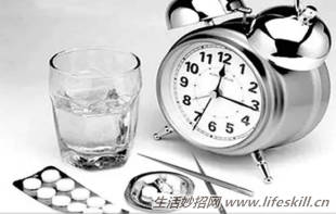 一根针一杯水两颗药 关键时刻能救命-医路上